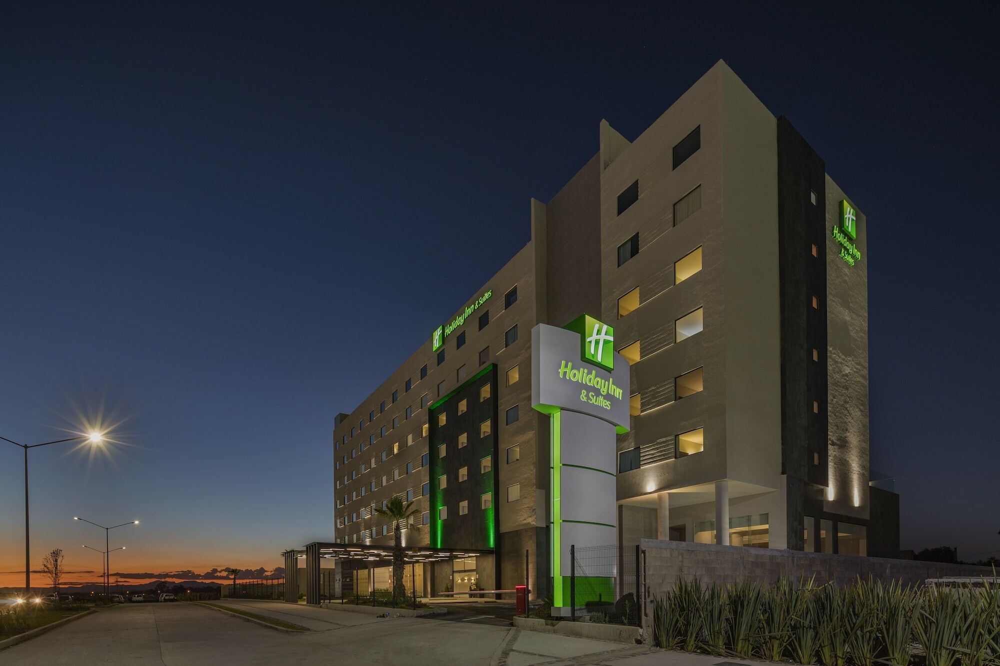 Holiday Inn & Suites - Aguascalientes By Ihg Zewnętrze zdjęcie